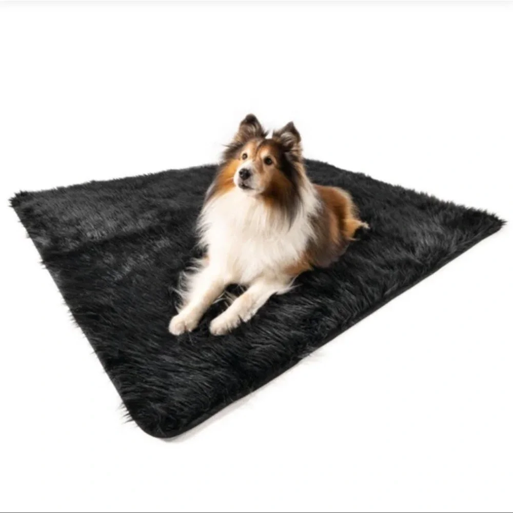 (NWT) PupProtector Waterproof Throw Blanket Midnight Black, Large (80”L X 62”W